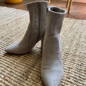NWT Express High Heeled Grey Booties size 7 1/2!